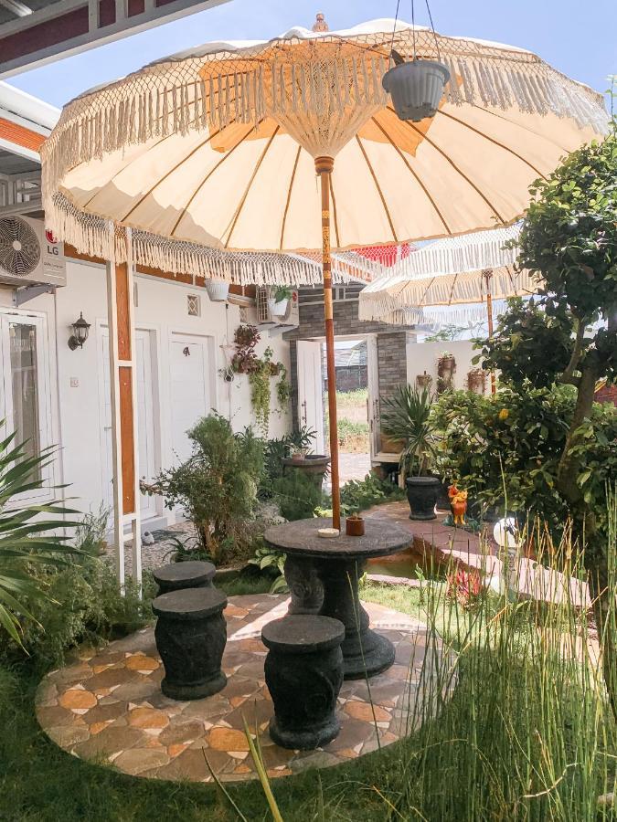 Tropical Paradiso Homestay Banyuwangi  Exteriér fotografie
