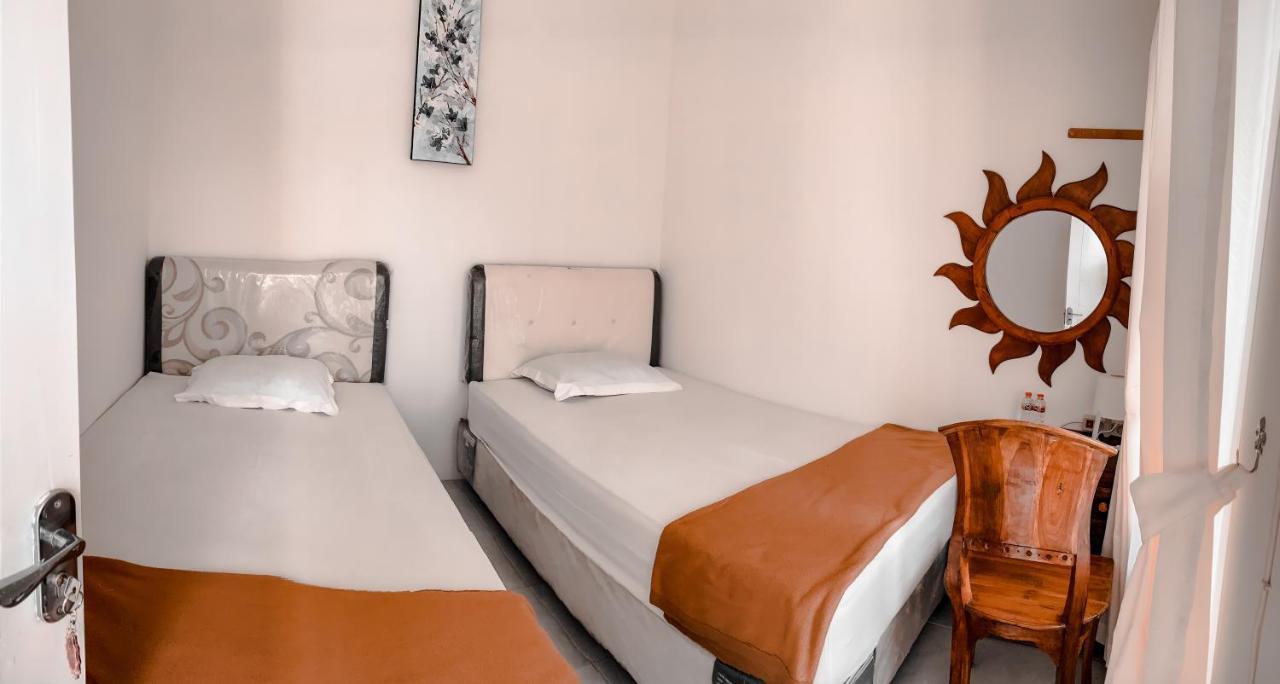 Tropical Paradiso Homestay Banyuwangi  Exteriér fotografie